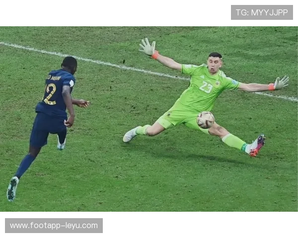 库尔图瓦:比利时门神扑救数据揭示惊人表现 库尔图瓦:比利时门神扑救数据揭示惊人表现